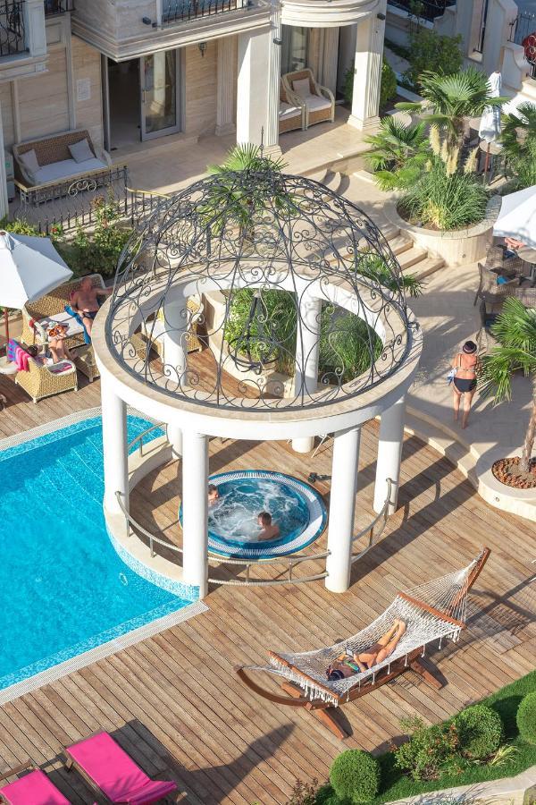 Harmony Suites Apartment Sveti Vlas Exteriör bild