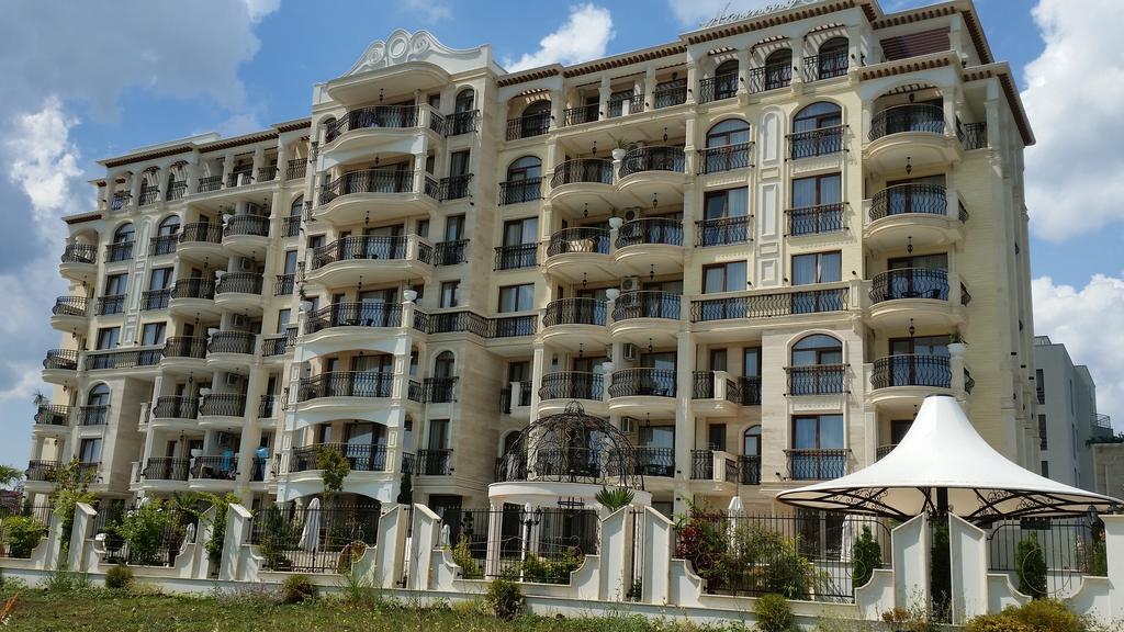Harmony Suites Apartment Sveti Vlas Exteriör bild