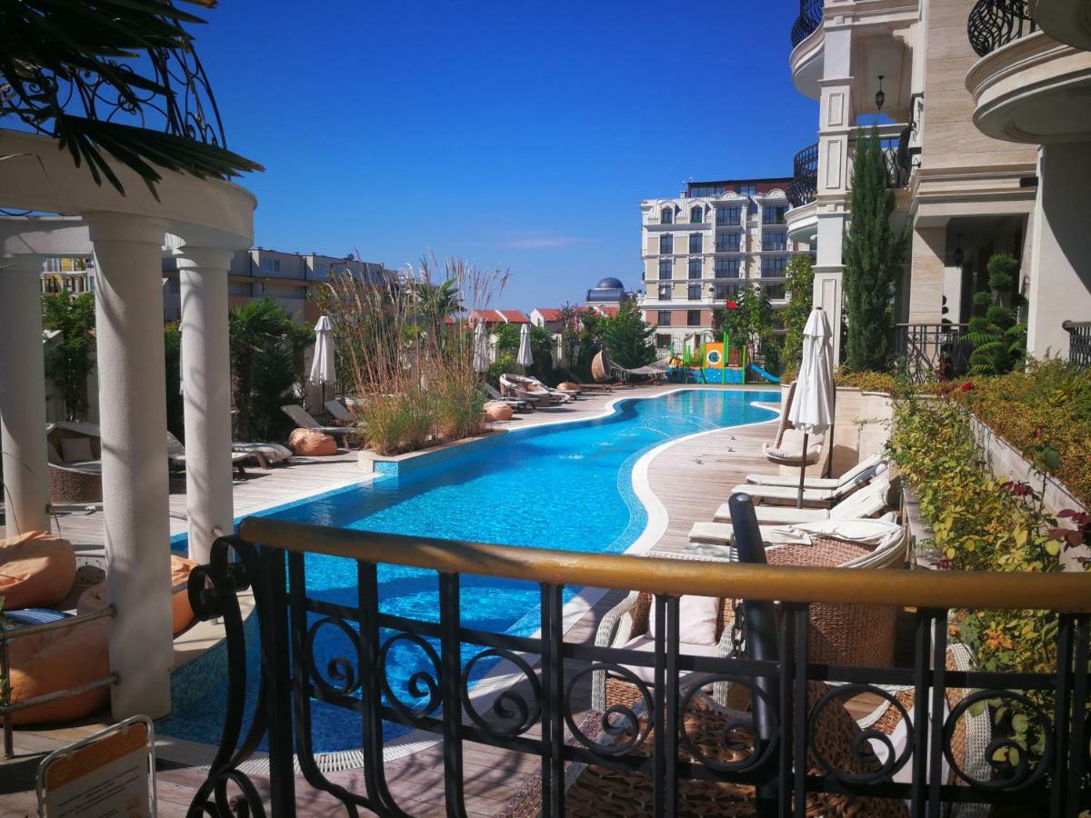 Harmony Suites Apartment Sveti Vlas Exteriör bild