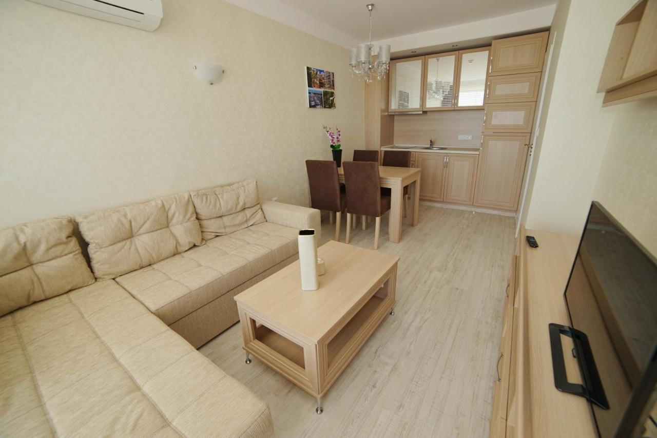 Harmony Suites Apartment Sveti Vlas Exteriör bild
